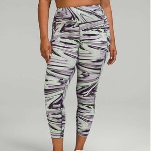 Lululemon Fast and Free High-Rise Tight 25" in Paint Glide Warp Multi